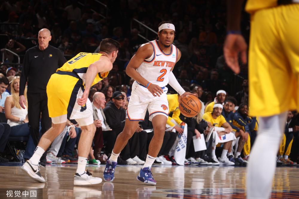 威胁着对手 威胁着对手