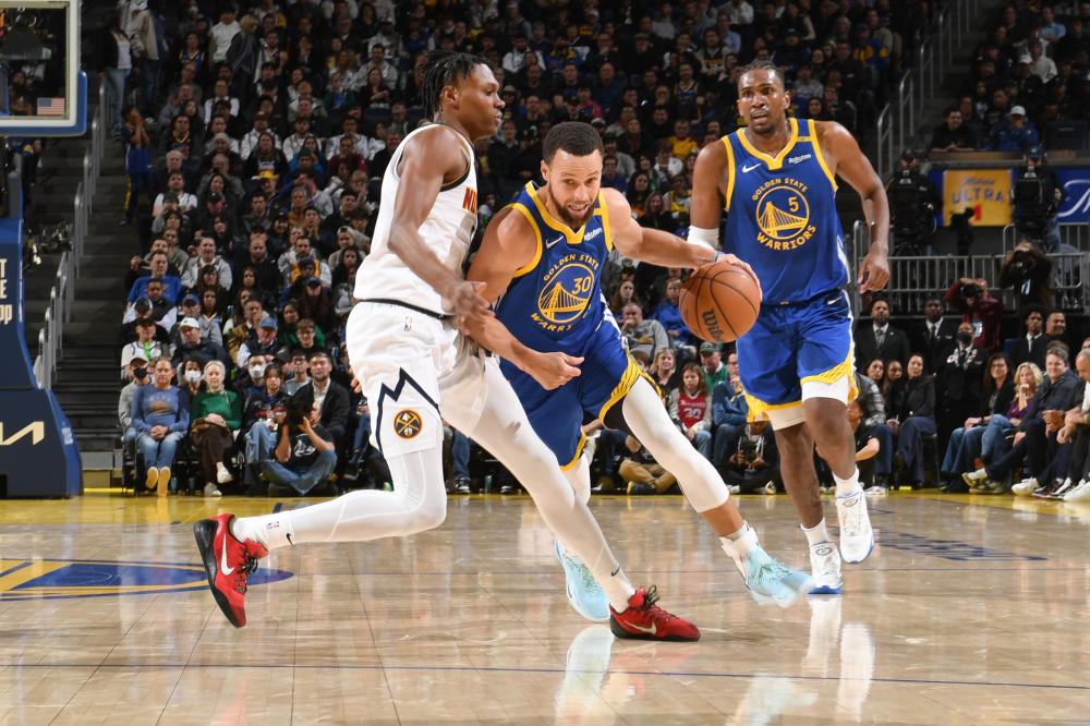 对这位中场 对这位中场